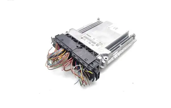 BMW 3 E90 E91 Engine control unit/module 7798180 0281012501 1039S08914
