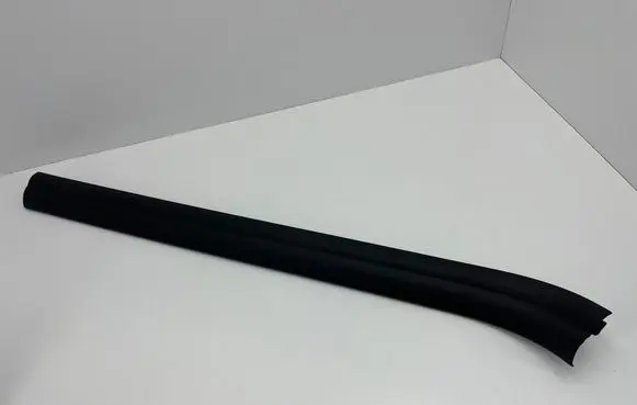 Front sill trim cover