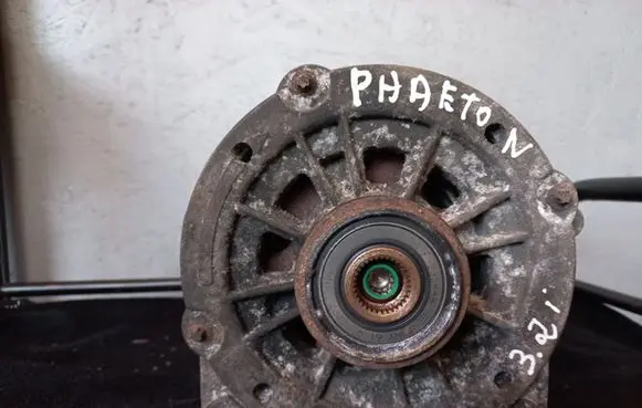 Volkswagen Phaeton Generator/alternator 07C903021G 190A