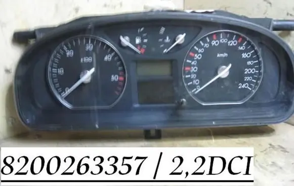 Renault Laguna II Speedometer (instrument cluster) 8200263357