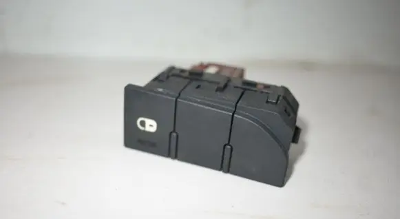 Citroen C5 Central locking switch button 9637757ZD