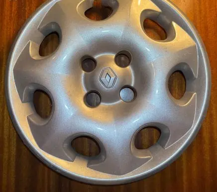 Renault Megane I R14 wheel hub/cap/trim 7700423043