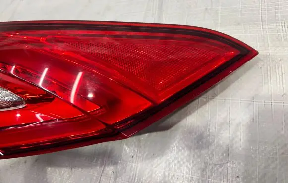 Maserati Levante Rear/tail lights 670032331