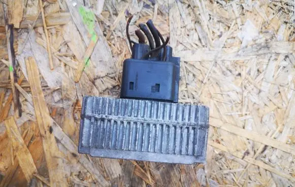 Opel Astra G Glow plug pre-heat relay 09132691 51299008