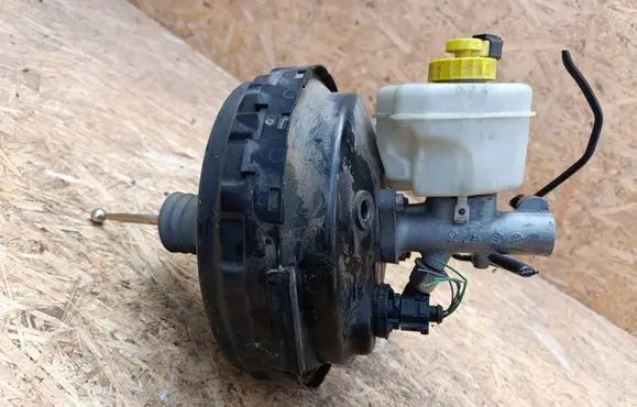 Volkswagen Touareg I Brake booster 7L6612101 03786926014 7869260129