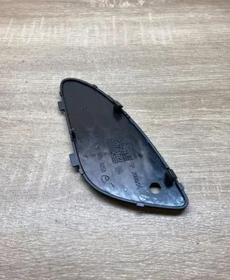 Mercedes-Benz E W211 Front bumper lower grill A2118850253