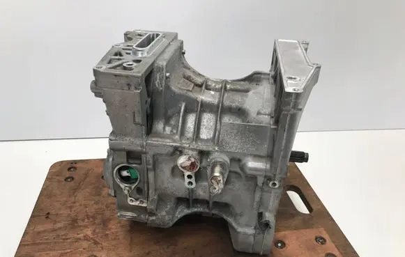 Nissan Leaf II (ZE1) Electric car motor EM57 3625387