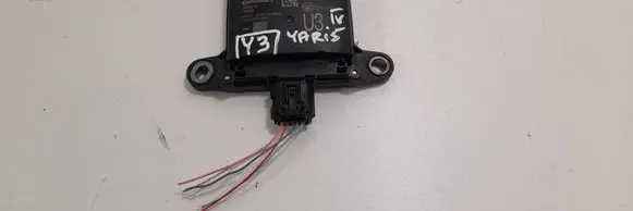 Toyota Yaris XP210 Distronic sensor radar 881620D030