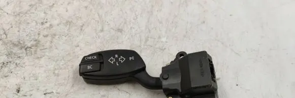 BMW 5 E60 E61 Indicator stalk 6924103 01106720