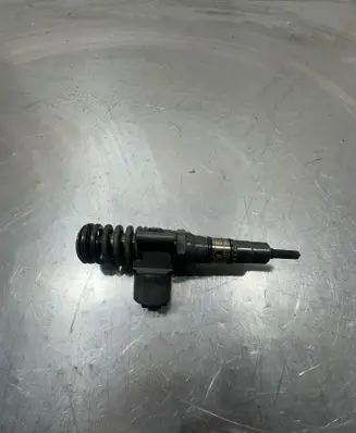 Audi A3 S3 8P Fuel injector 03g130073g