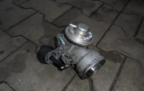 Seat Altea XL EGR valve 03G131501A