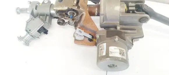 Opel Corsa D Power steering pump 13303384 908533062