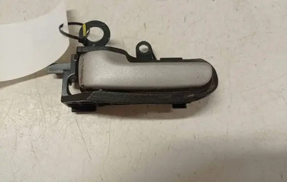 Toyota Yaris Rear door interior handle