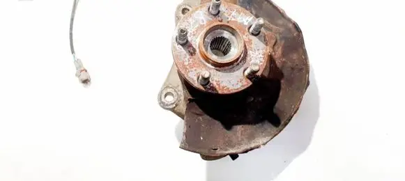 Toyota Prius (XW20) Front wheel hub