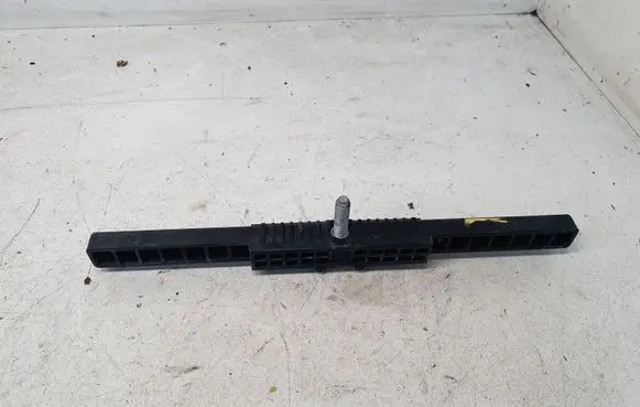Mercedes-Benz GLC X253 C253 Battery bracket A205620001801