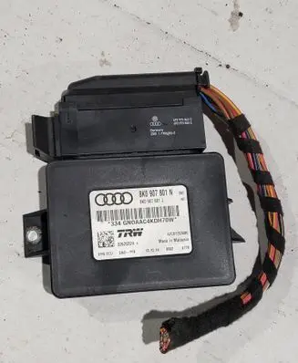 Audi A4 S4 B8 8K Hand brake control module 8K0907801N