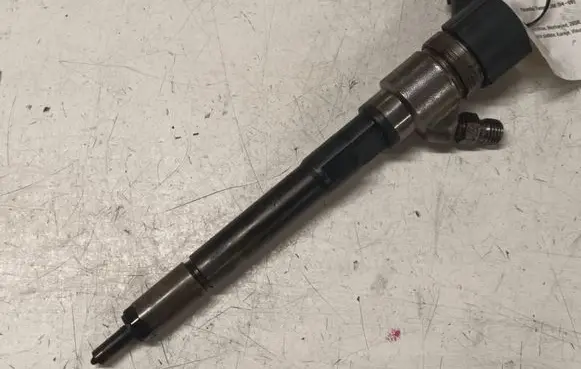 Hyundai Tucson JM Fuel injector 0445110258