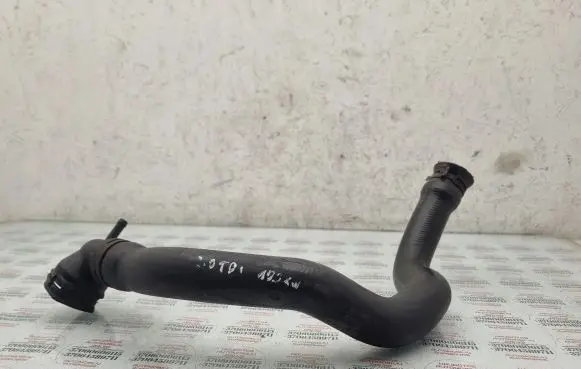 Volkswagen PASSAT B6 Engine coolant pipe/hose 3C0122291
