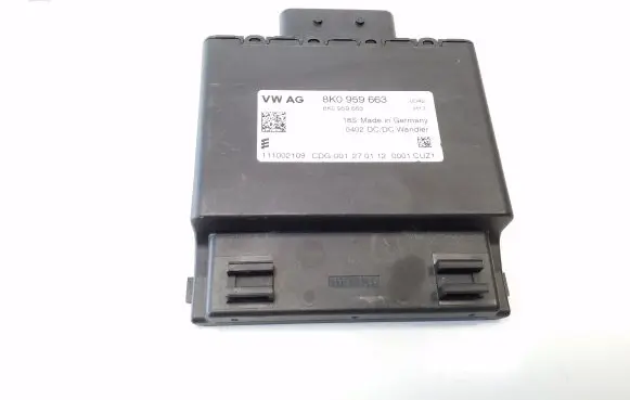 Audi A4 S4 B8 8K Power management control unit 8K0959663