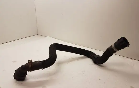 Audi A5 8T 8F Engine coolant pipe/hose 8K0121109K