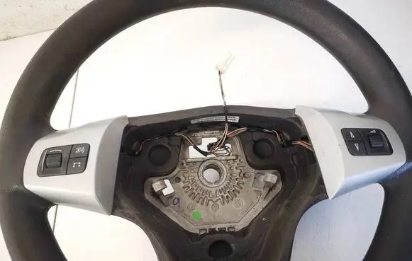 Opel Corsa D Steering wheel buttons/switches 