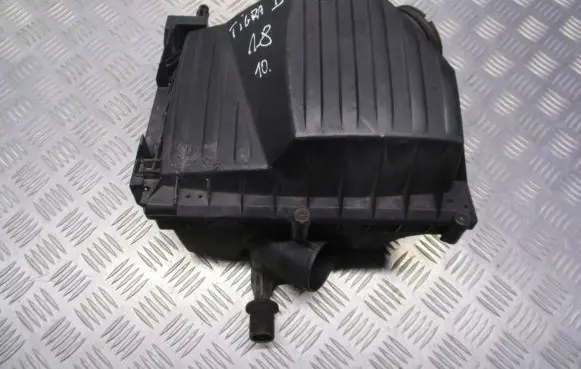 Opel Tigra B Air filter box