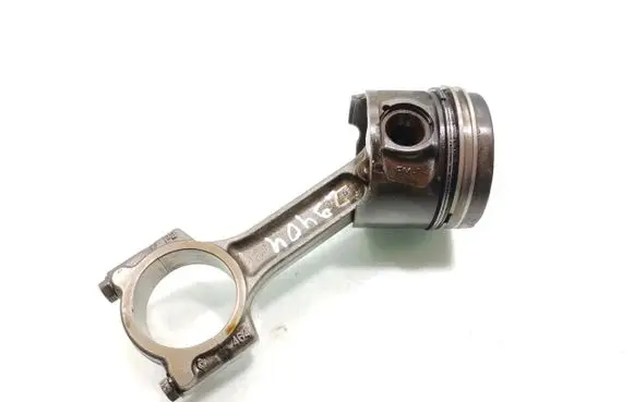 Nissan Qashqai Piston with connecting rod K9K