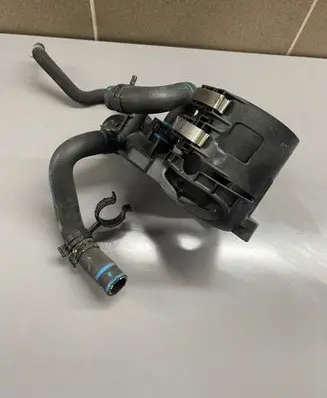 Mercedes-Benz C W205 Fuel filter bracket/mount holder A6512001556