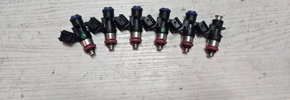Chrysler Pacifica Fuel injectors set 05281427AA 0280158662
