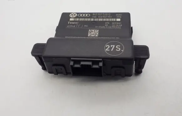 Audi A3 S3 8P Gateway control module 1K0907530Q 1K0907951