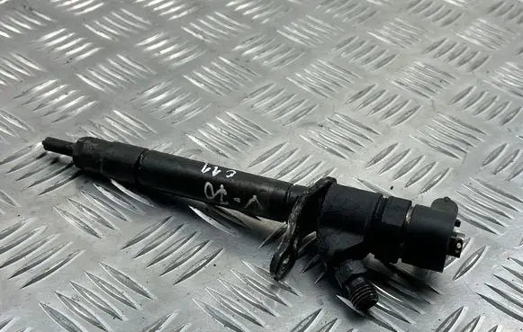 Volvo V70 Fuel injector 0445110298