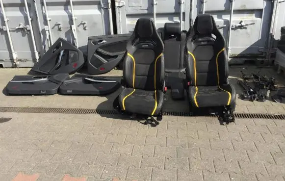 Mercedes-Benz E AMG W210 Rear seat 
