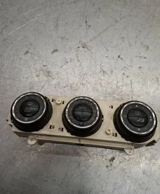 Mercedes-Benz ML W163 Climate control unit A1638202589