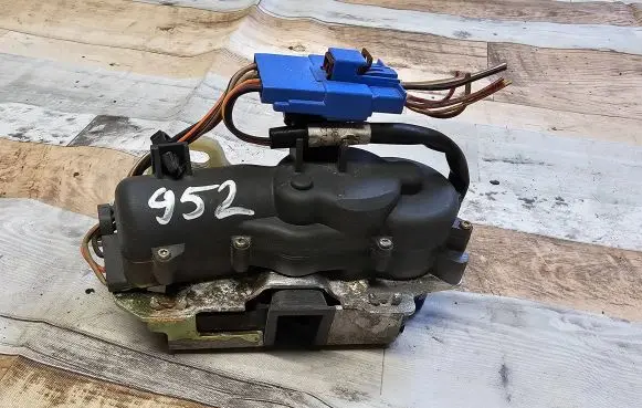 Honda Jazz Tailgate/trunk/boot lock/catch/latch