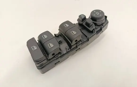 BMW 3 G20 G21 Electric window control switch 6832729 060821 L60840