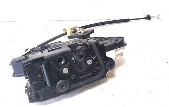 Volkswagen Golf VI Front door lock 5K2837016B