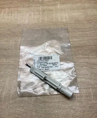 Audi Q5 SQ5 Headlight/headlamp bulb 3C0941953