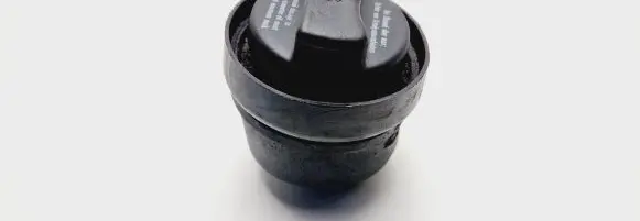 Audi A3 S3 8L Oil filler cap 026103485