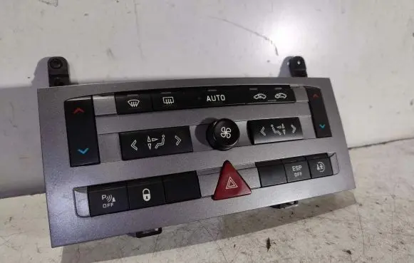 Peugeot 407 Climate control unit 96573322XF