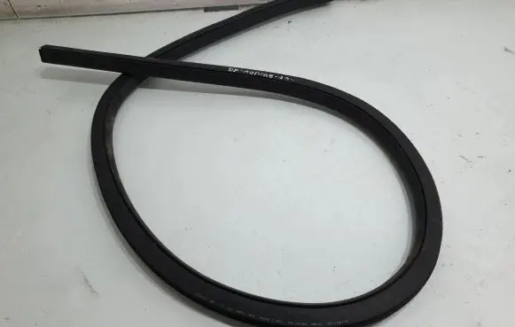Audi A5 8T 8F Rubber seal front coupe door 8T0831707D