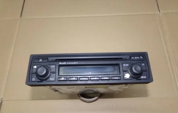 Audi A6 S6 C5 4B Radio/CD/DVD/GPS head unit 4B0035186G