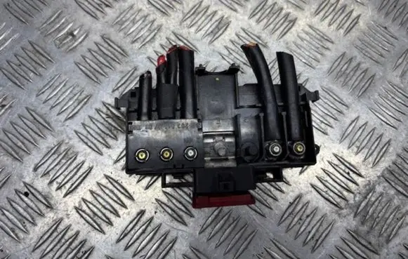 Mercedes-Benz C W203 Positive cable (battery) A2035450803