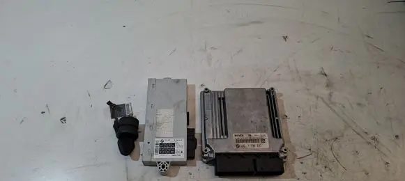 BMW 5 E60 E61 Engine ECU kit and lock set 6943854 7796637 6943850