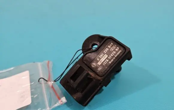Ford Mondeo Mk III Air pressure sensor 0261230044 IMPRK1414893