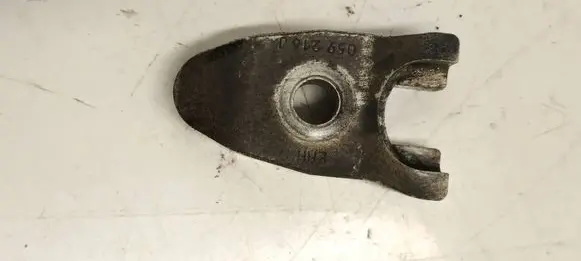 Porsche Cayenne (92A) Fuel Injector clamp holder 059216J