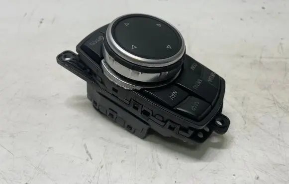 BMW 1 F20 F21 Head unit multimedia control 6839079