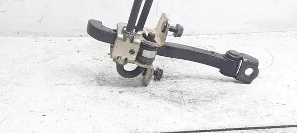 Volvo V50 Front door check strap stopper 30661442 16179