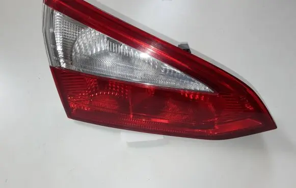 Ford Focus Tailgate rear/tail lights BM5113A603B