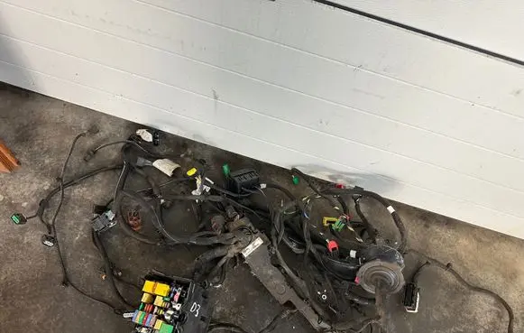 Citroen Jumpy Engine installation wiring loom
