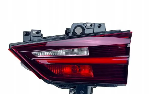 BMW X2 F39 Tailgate rear/tail lights 9881160